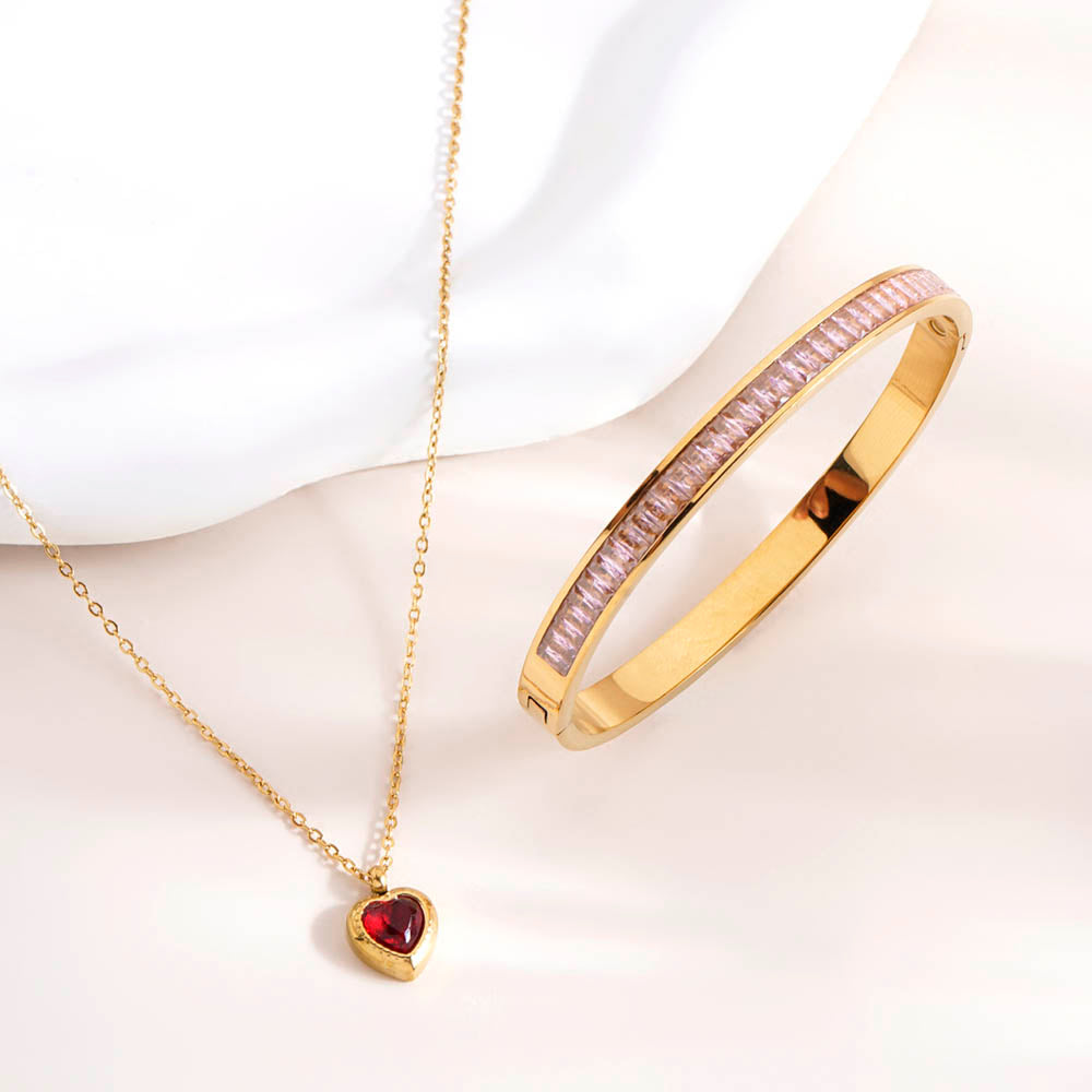 Blushing Heart Elegance Set