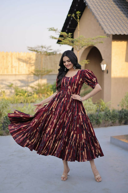Teeya Creation Womens New Trendy Summer War Printed Cotton Gown Set-Multicolor