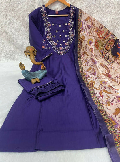 Teeya Creation Women Purple Embroidered Straight Kurta Set With Dupatta