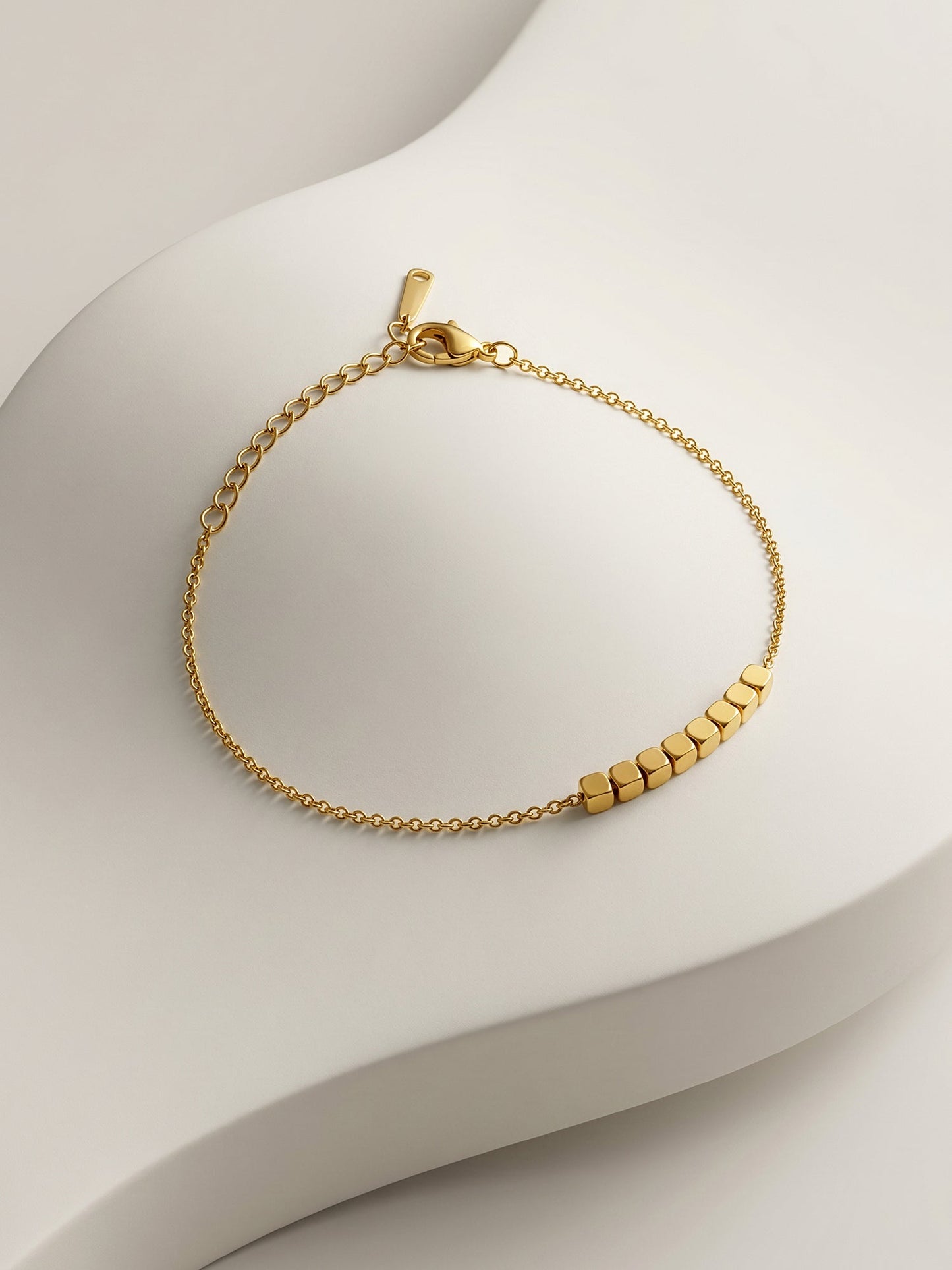 OnnMe by GIVA Cosmic Flick Gold Plated Anklet