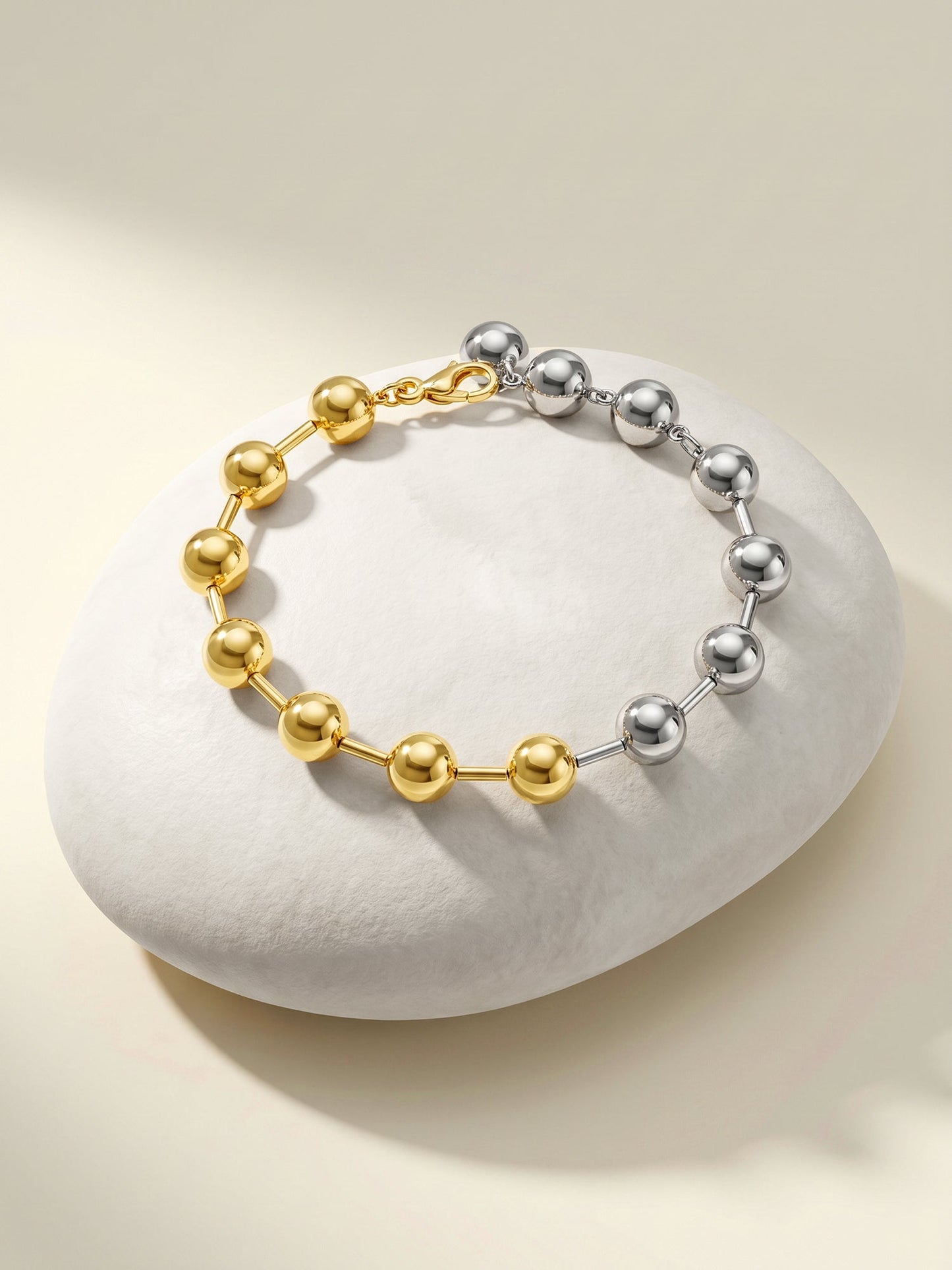 OnnMe by GIVA Mix Pop Dual Tone Beaded Bracelet