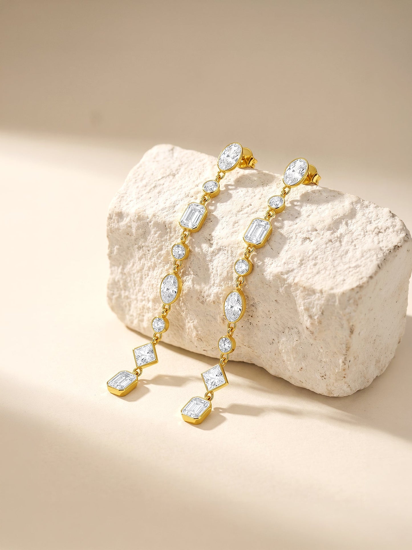OnnMe by GIVA Crystal Link Drop Gold Plated Danglers
