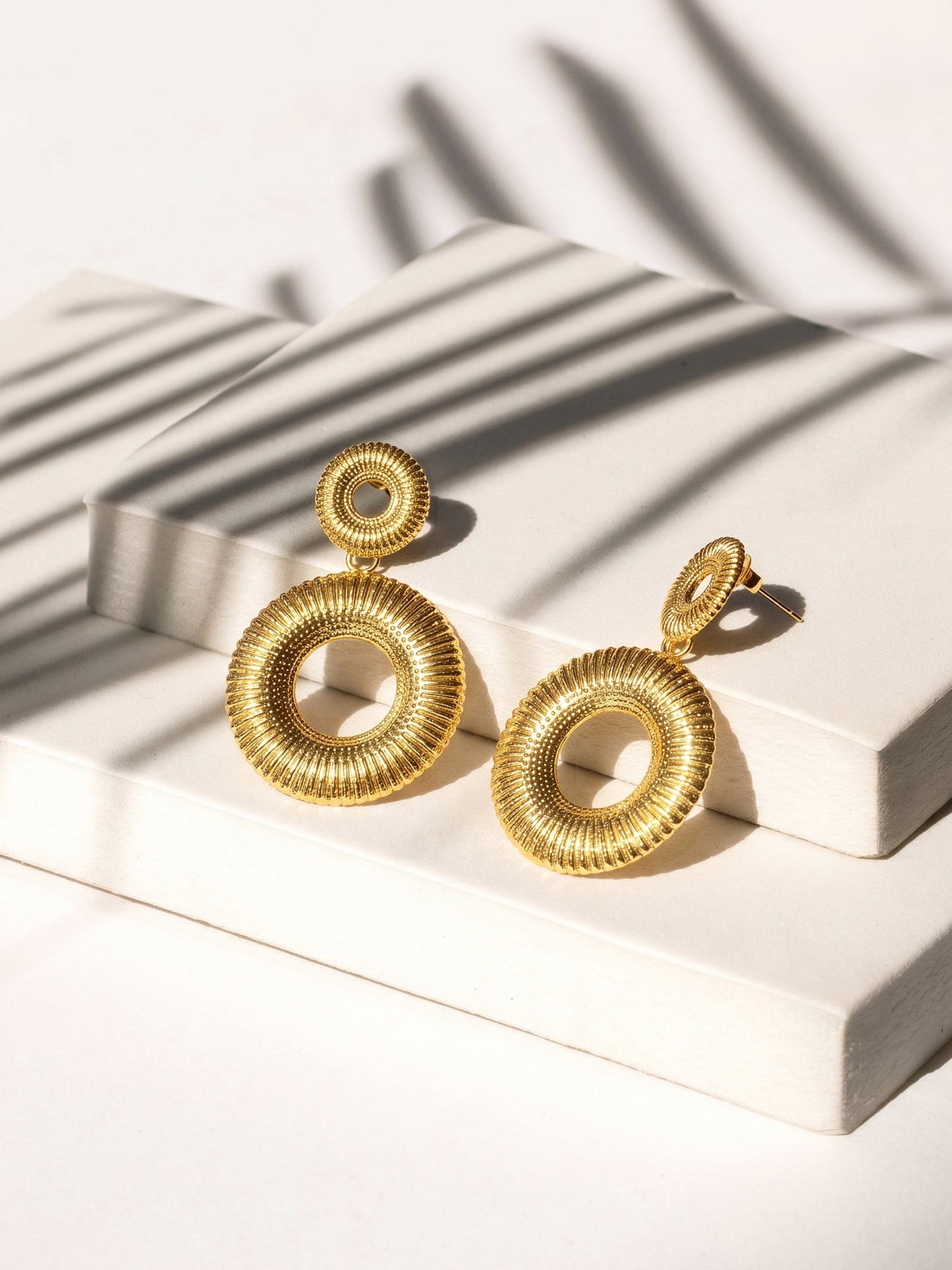OnnMe by GIVA Halo Baby Gold Plated Earrings