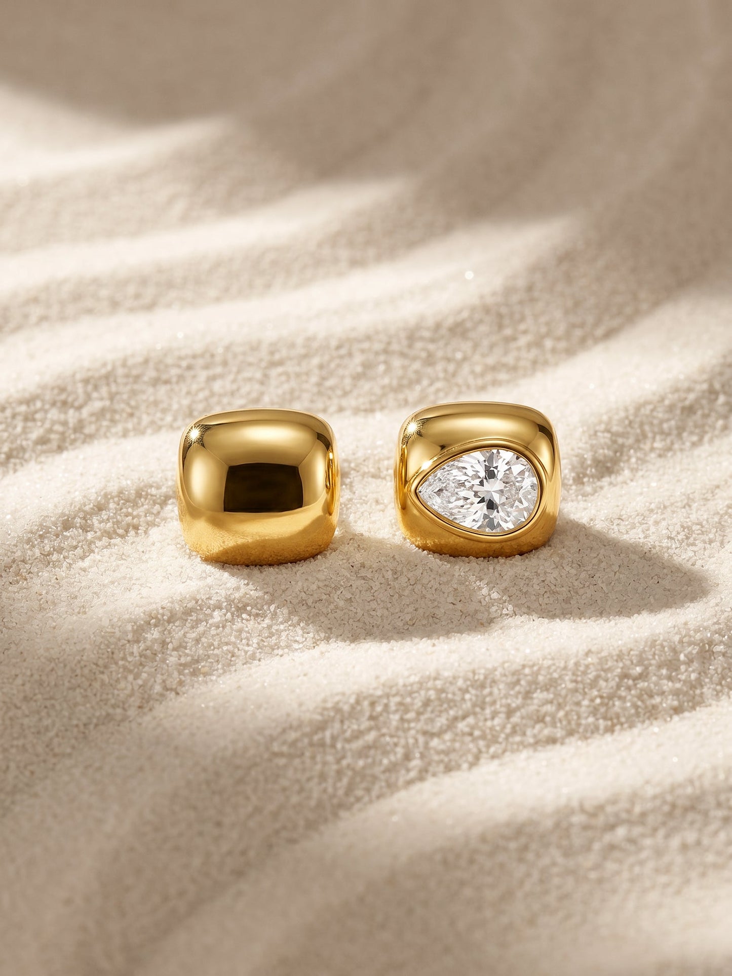 OnnMe by GIVA Bold Dome Gold Plated Ear Cuffs