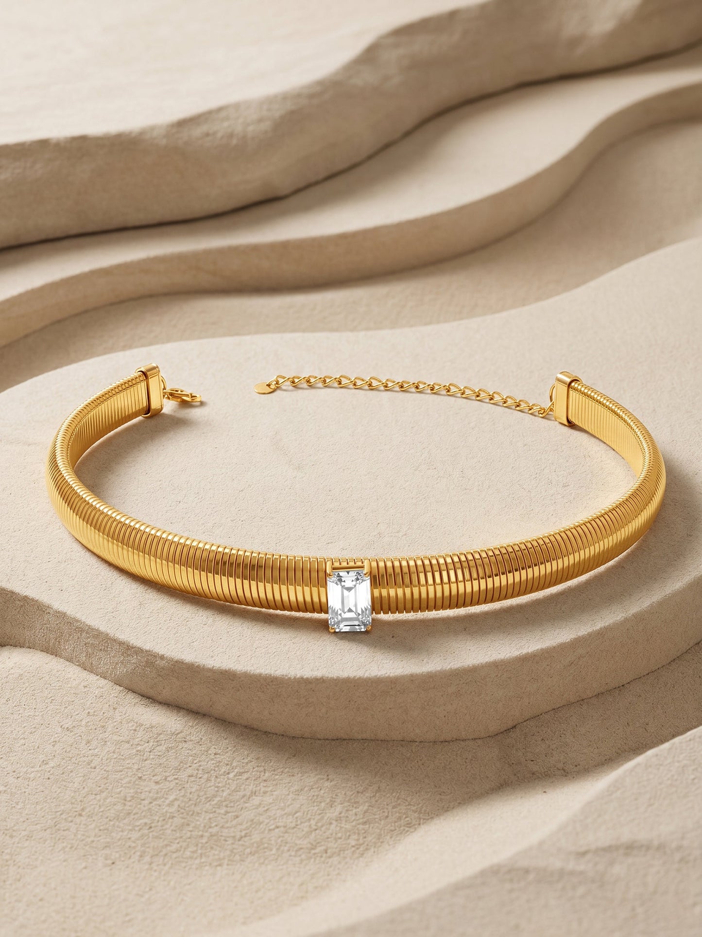 OnnMe by GIVA Gold Rush Gold Plated Choker Necklace