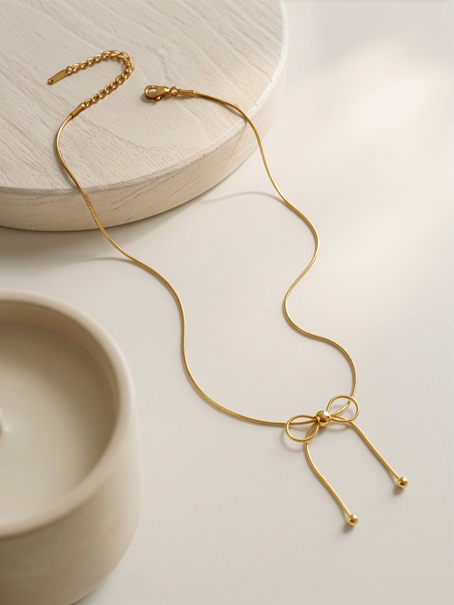 OnnMe by GIVA Tie Me Knot Gold Plated Necklace