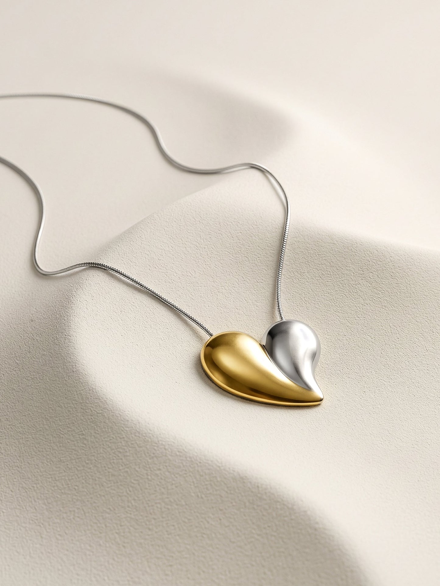 OnnMe by GIVA Heartbreaker Dual Tone Necklace
