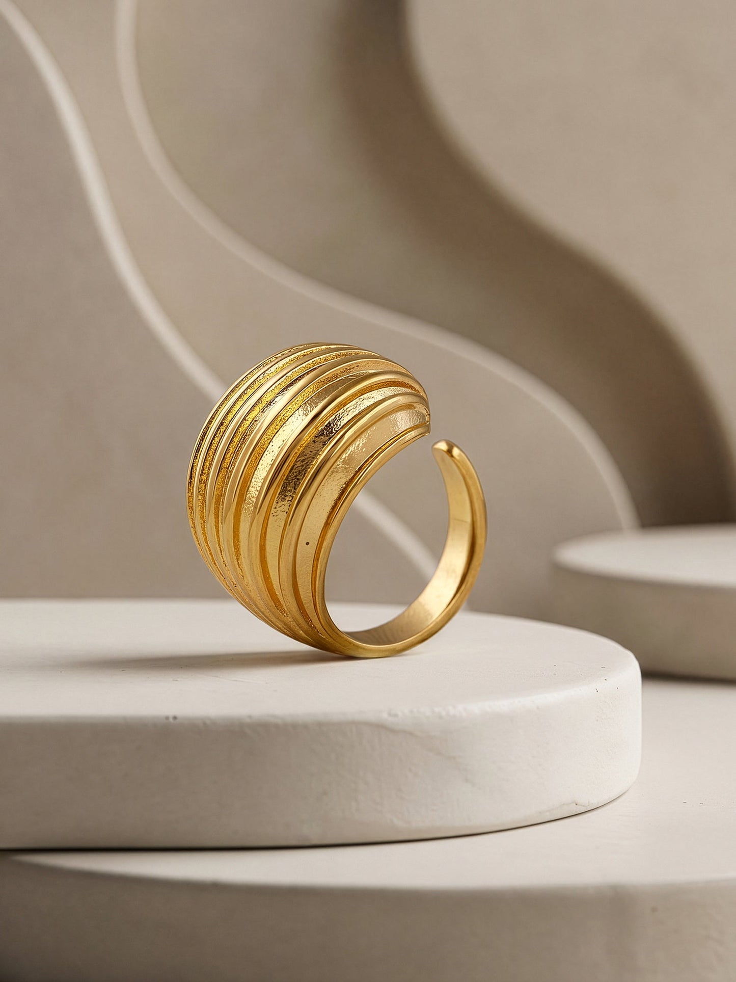 OnnMe by GIVA Ridge Stack Energy Gold Plated Ring (Size 15)