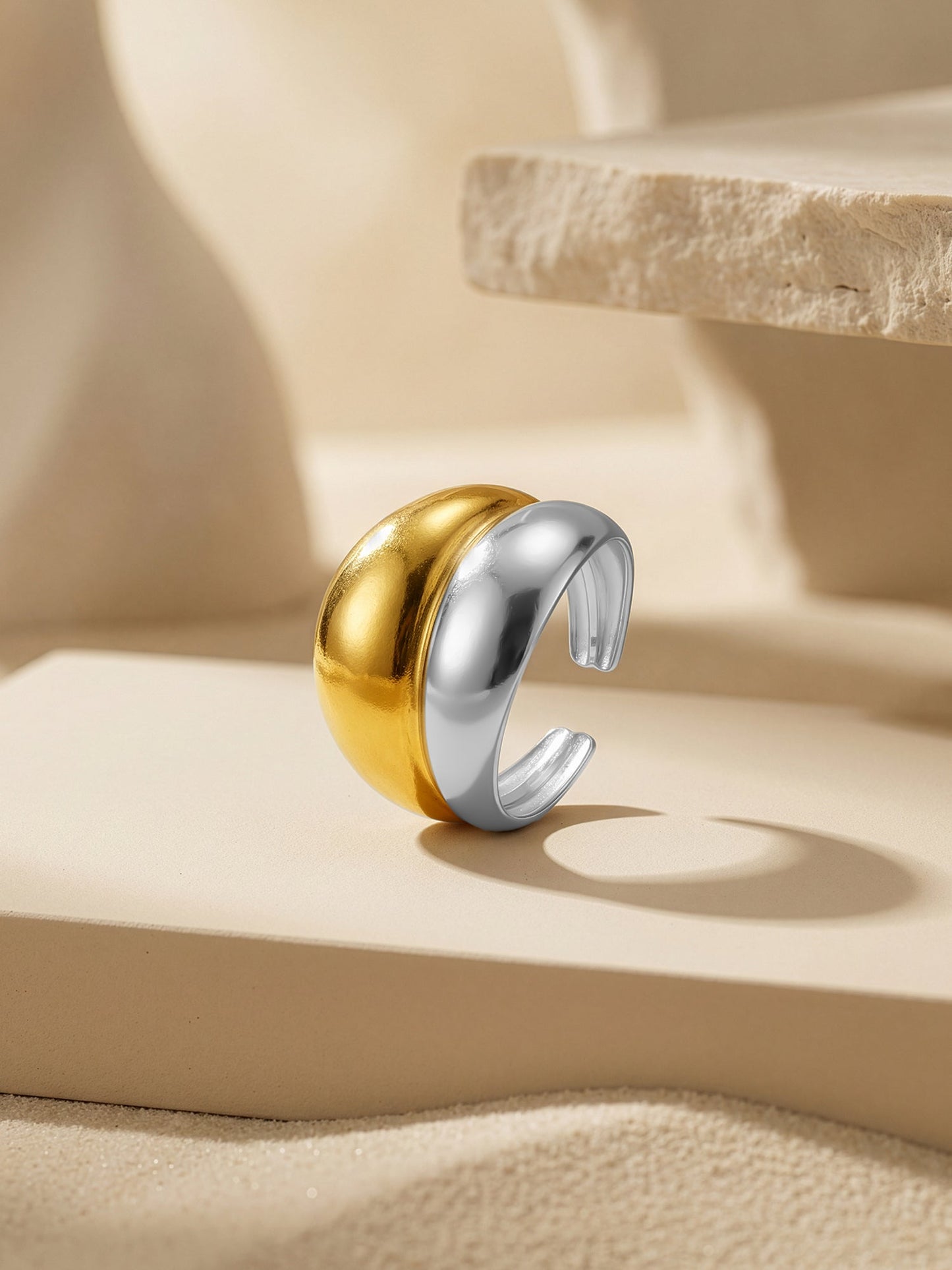 OnnMe by GIVA Duo Band Rush Energy Dual Tone Ring (Size 15)