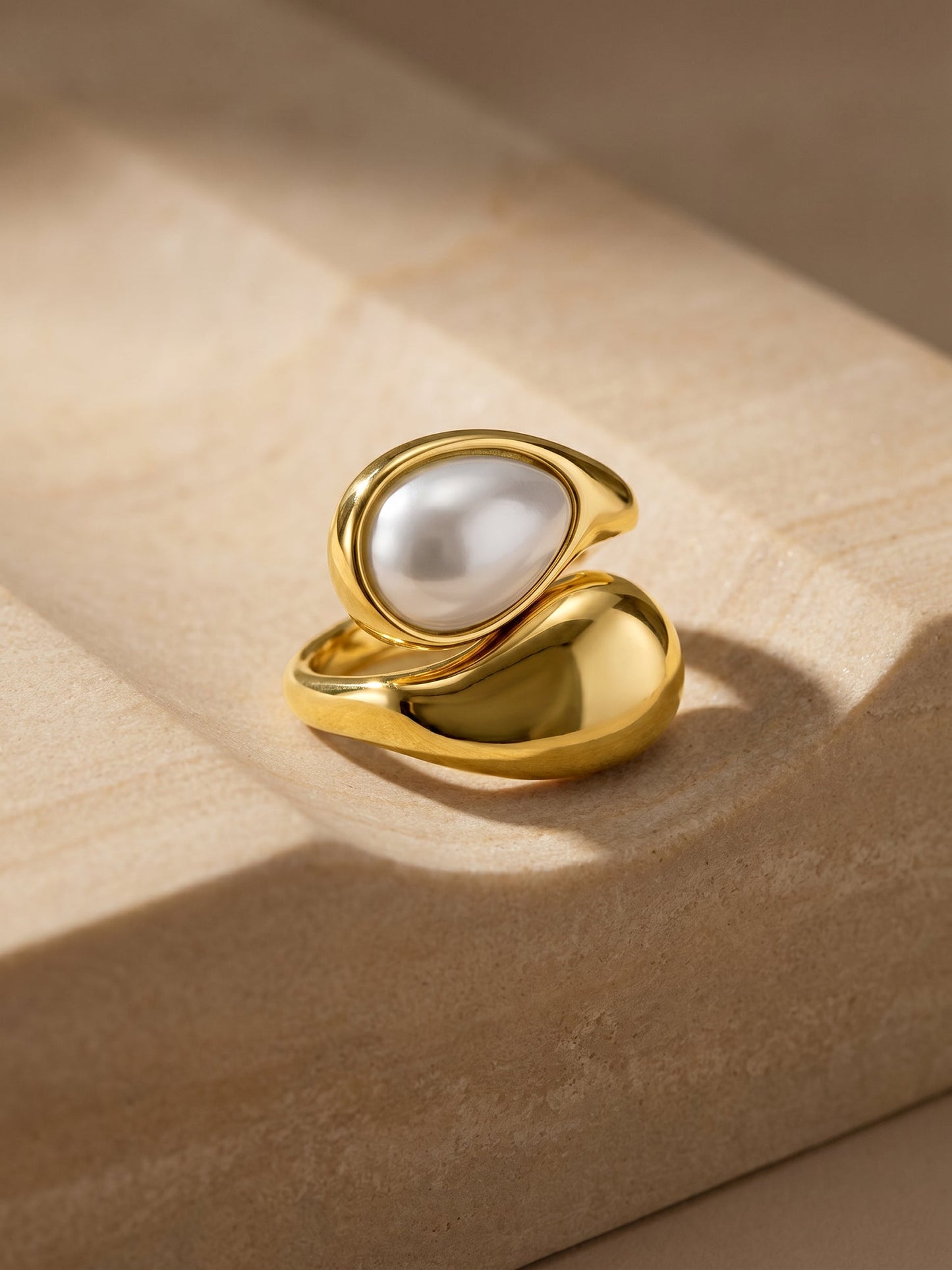 OnnMe by GIVA Teardrop Therapy Gold Plated Ring (Size 13)