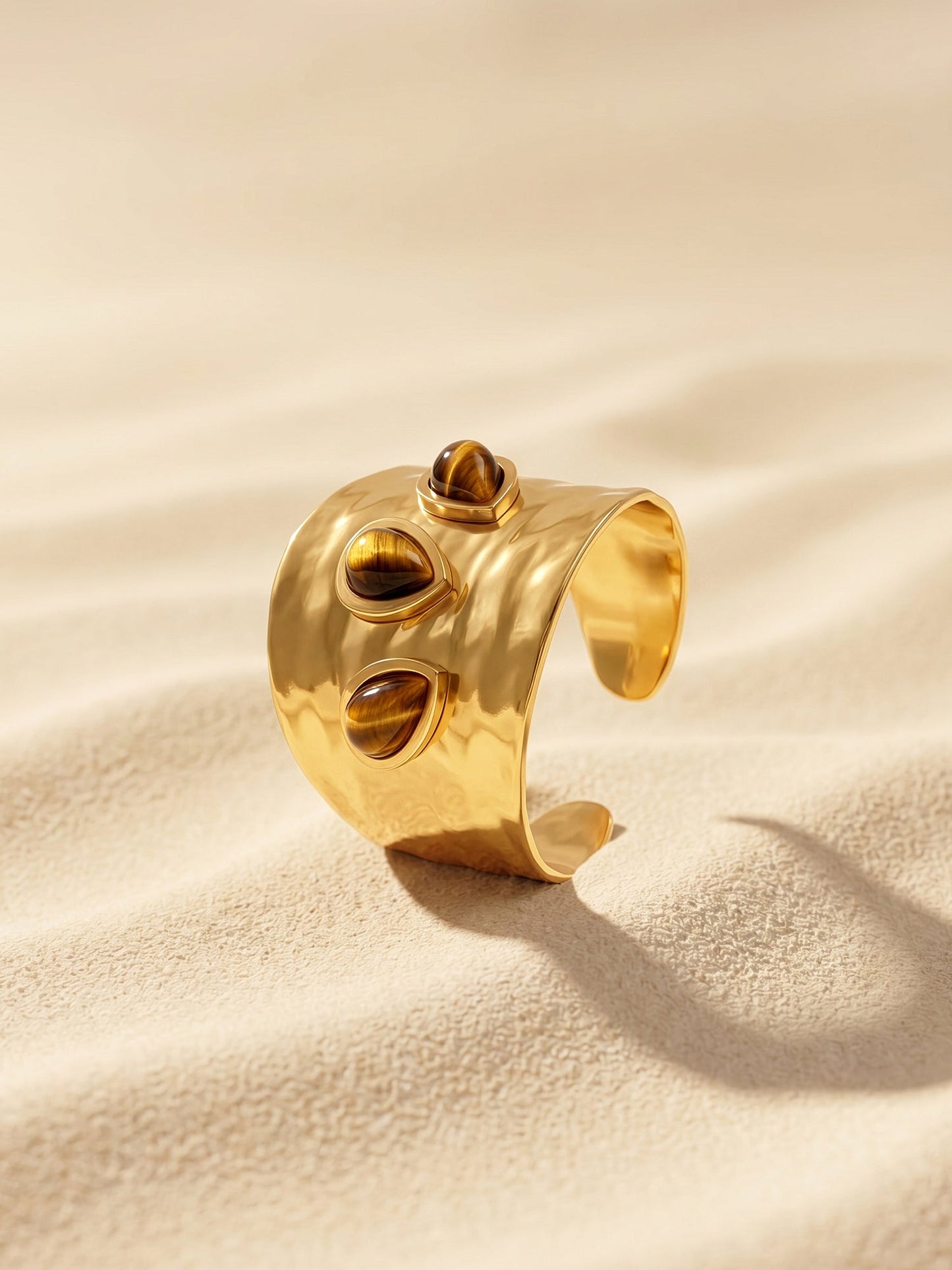 OnnMe by GIVA Hot Melt Gold Plated Ring (Size 14)