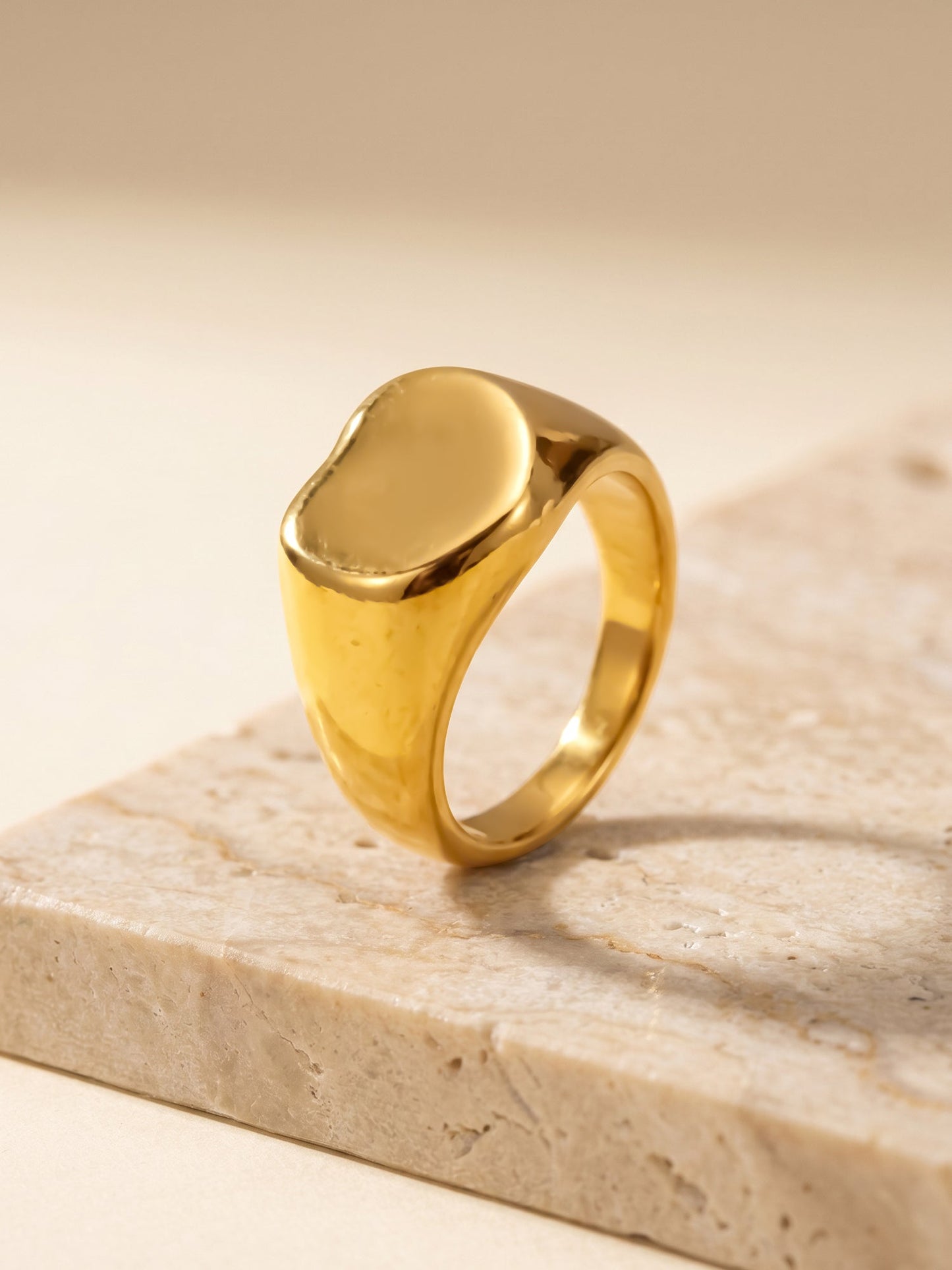 OnnMe by GIVA Front Row Gold Plated Ring (Size 12)