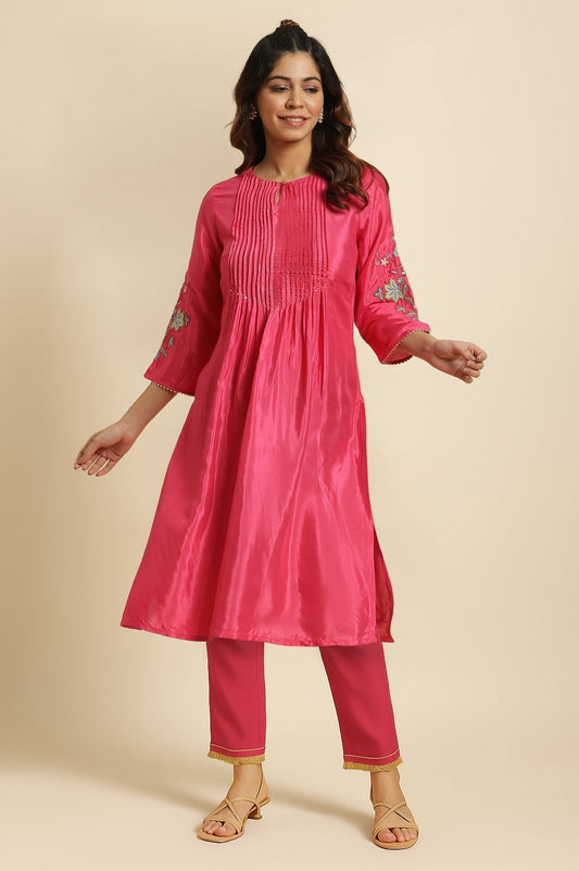 W for Woman Pink Solid Printed Shantung Straight Kurta with Slim Pant Set