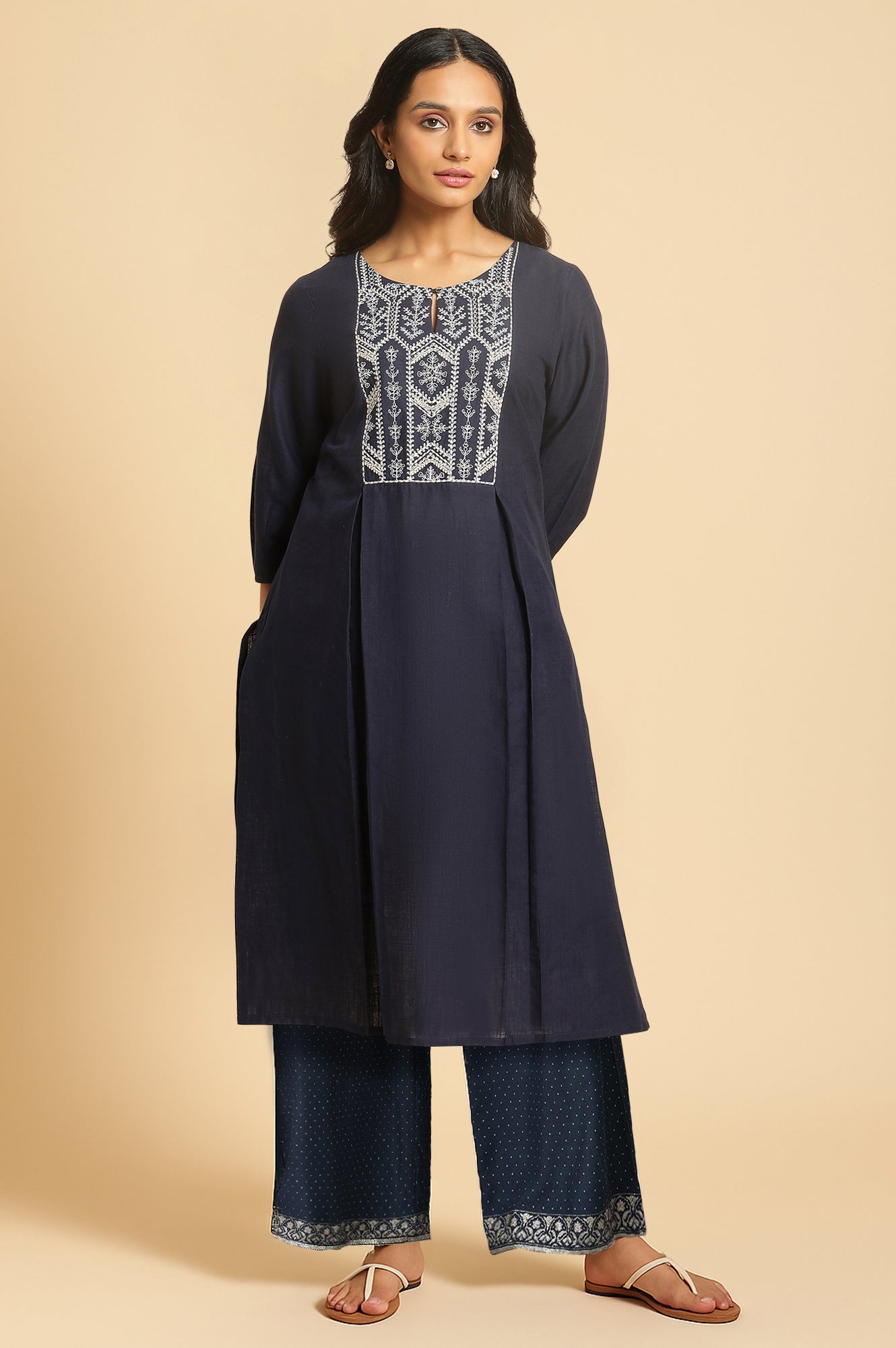 W for Woman Blue Solid Printed Pure Cotton Straight Kurta with Parallel Pant Set