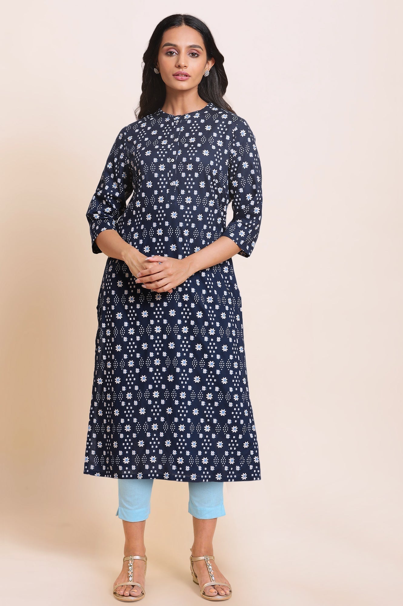 W for Woman Dark Blue Geometric Printed Rayon Straight Kurta and Slim Pant Set