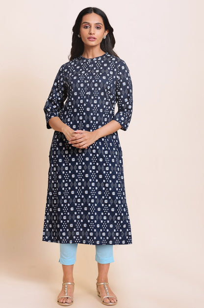 W for Woman Dark Blue Geometric Printed Rayon Straight Kurta and Slim Pant Set