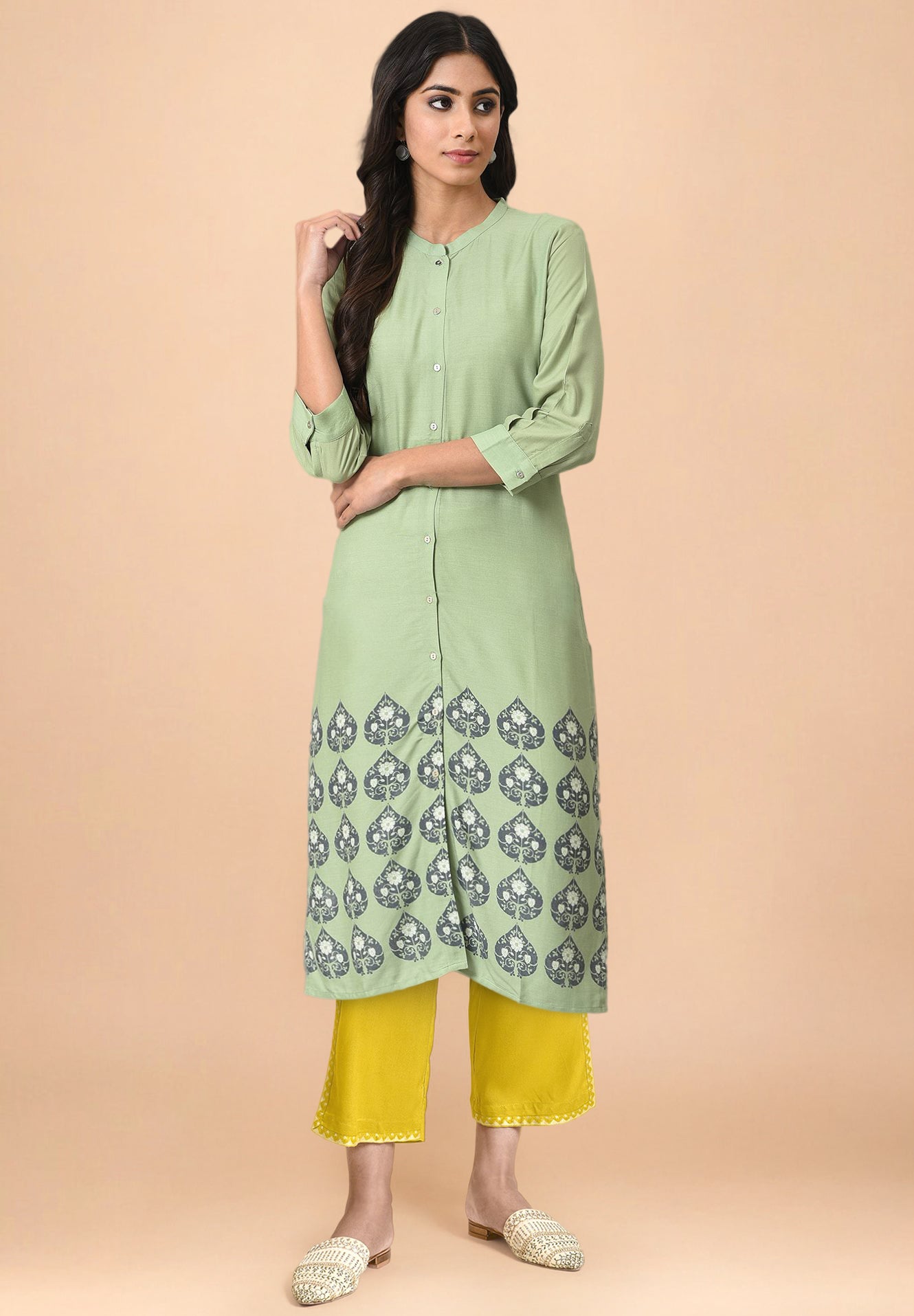W for Woman Light Green Floral Printed Lace Rayon Straight Kurta and Straight Pant Set