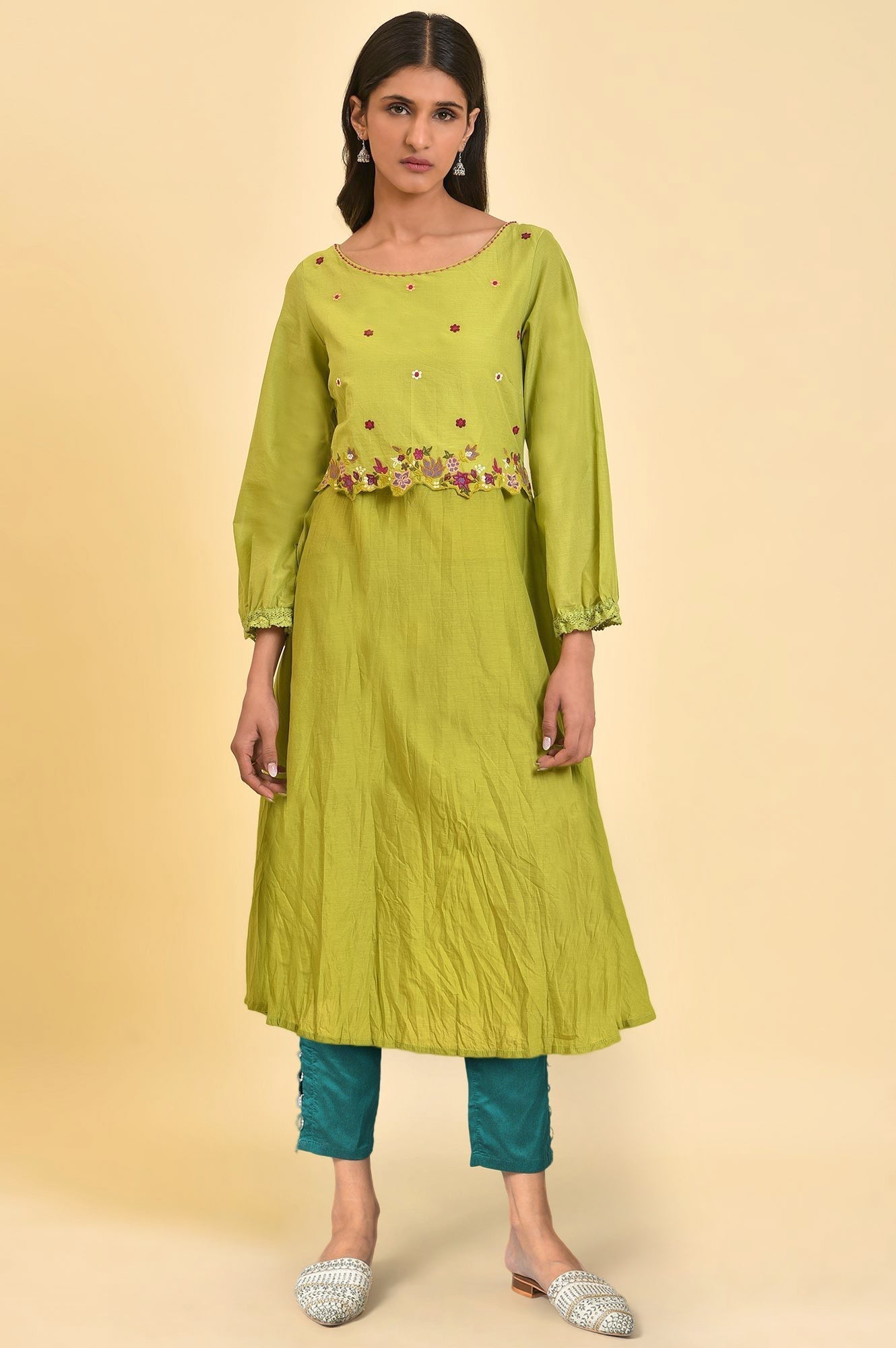 W for Woman Light Green Solid Thread Embroidered Pure Cotton A-Line Kurta and Slim Pant Set