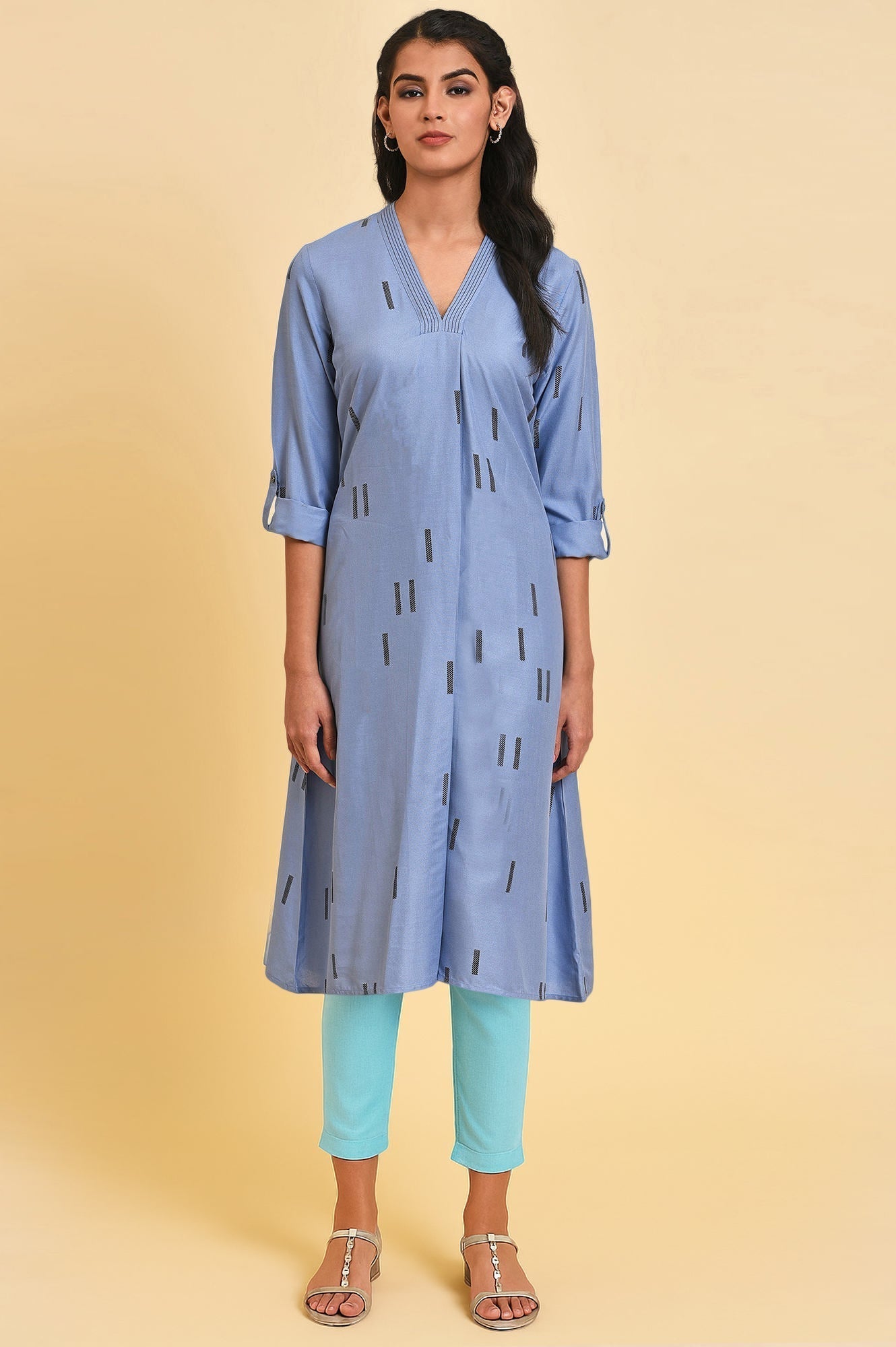W for Woman Blue Geometric Printed Rayon A-Line Kurta and Slim Pant Set