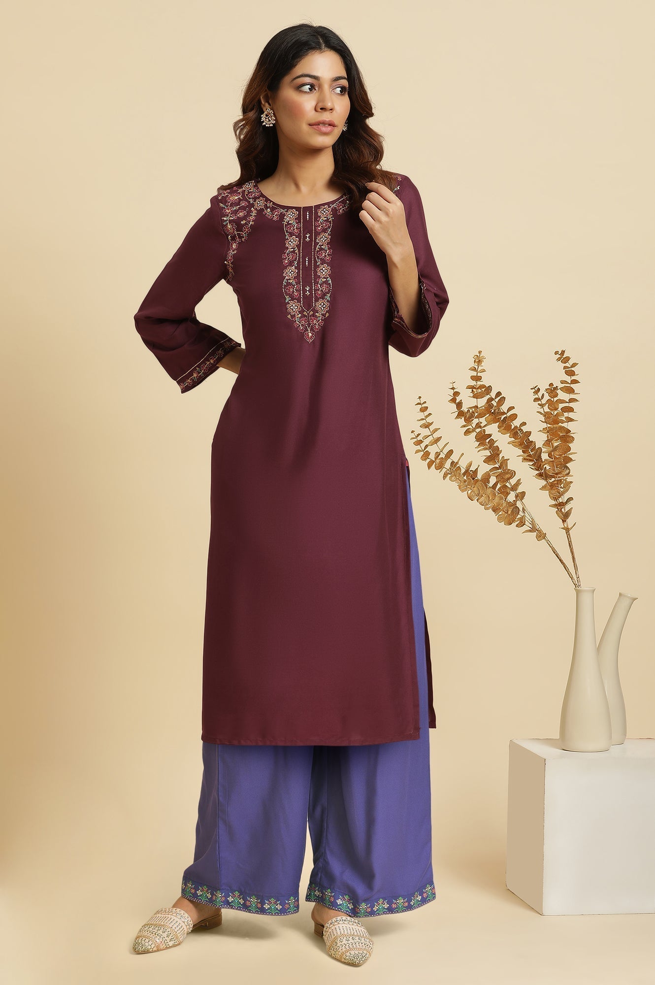 W for Woman Purple Solid Zari Rayon Straight Kurta and Parallel Pant Set