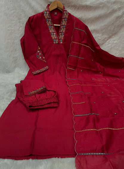 Teeya Creation Rani Pink Embroidered Silk Kurta Pant Set With Dupatta