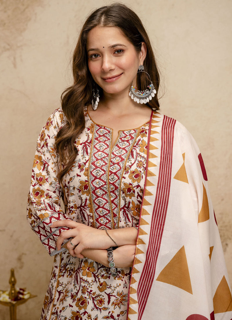 Vegaa Fashion Off-White Printed Megic Cotton Salwar Suit