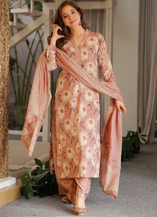 Vegaa Fashion Light-Pink Printed Cotton Salwar Suit