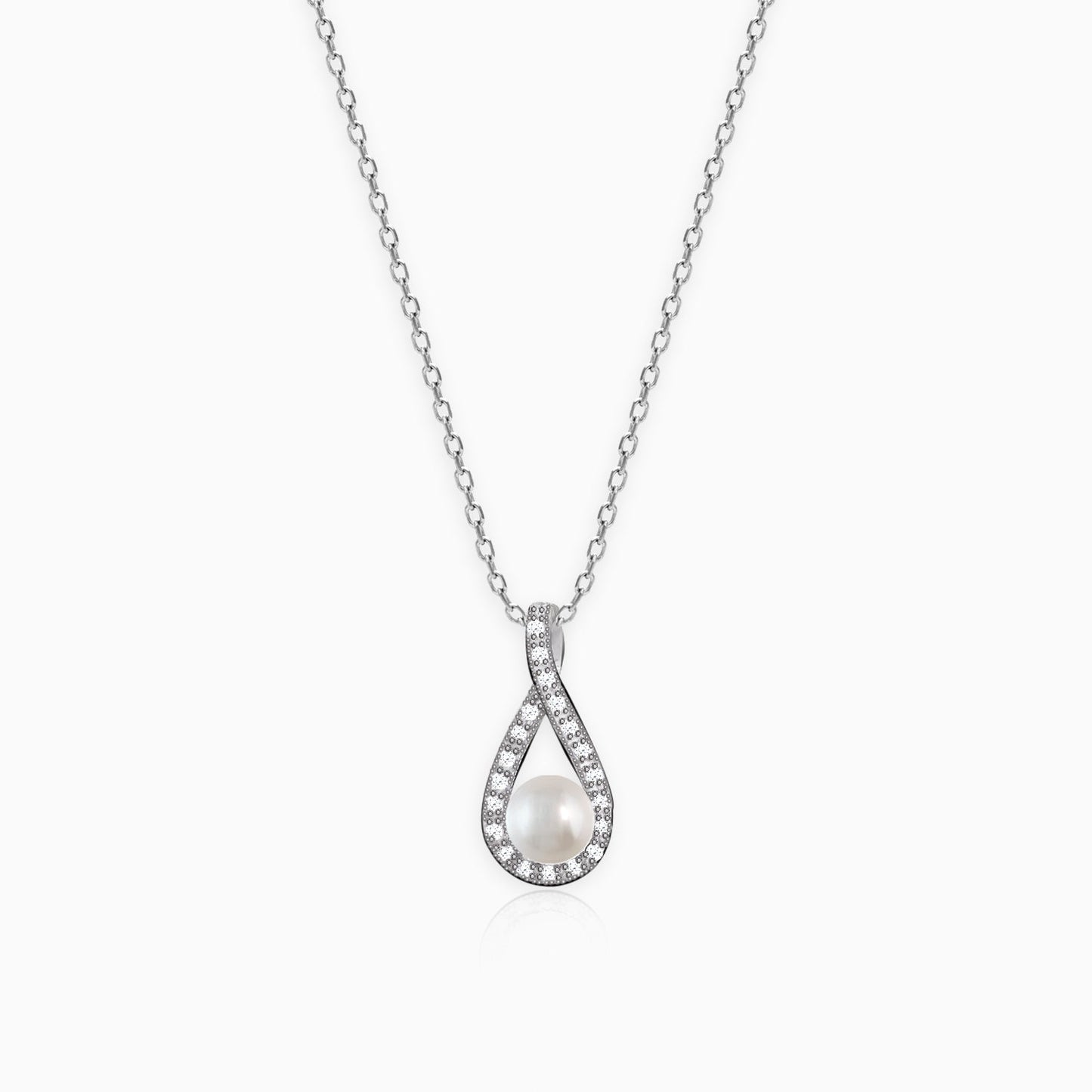 Kriti Sanon Silver Tear Drop Pearl Pendant With Link Chain