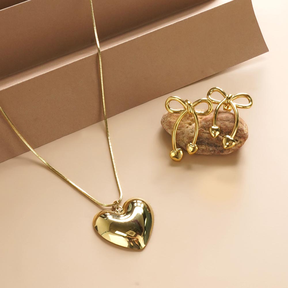 Heart Embrace Bow Drop Jewellery Set