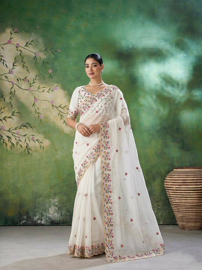 Teeya Creation Womens New Trendy Party Wear Soft Crush Silk Saree-White