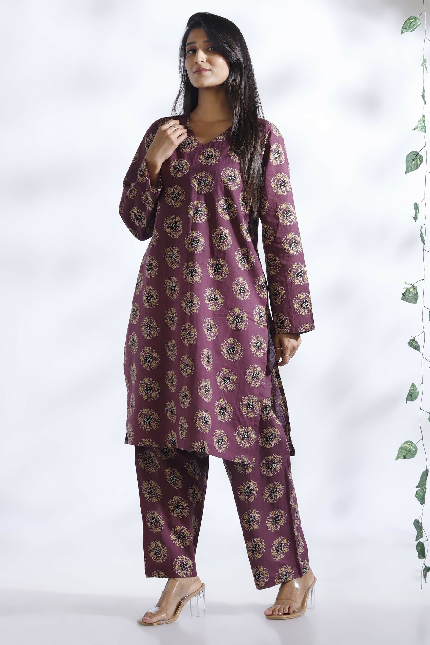 Breathables Wine Butta Print Cotton Kurta & Pants Set