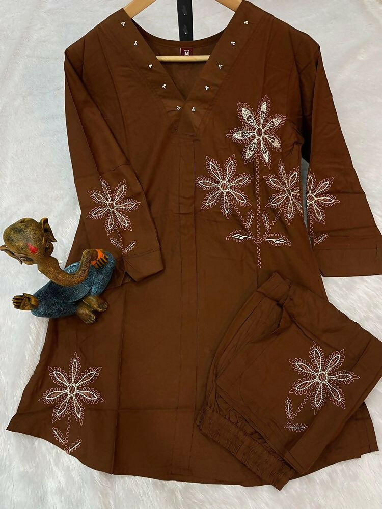 Teeya Creation New Latest Stylish Elegant Brown Embroidered Kurti with Matching Pants Co-ord Set