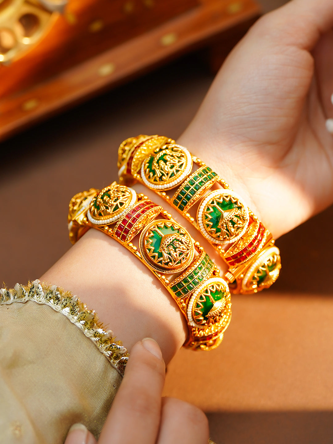 Heritage Couple Motif Gold Kada Set