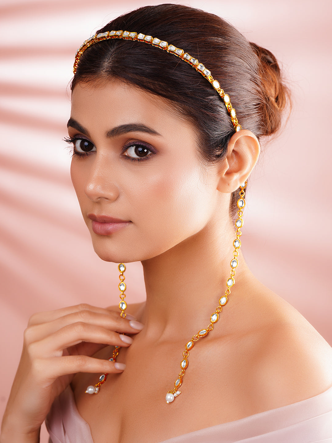 Royal Kundan Glow Hairband Accessory