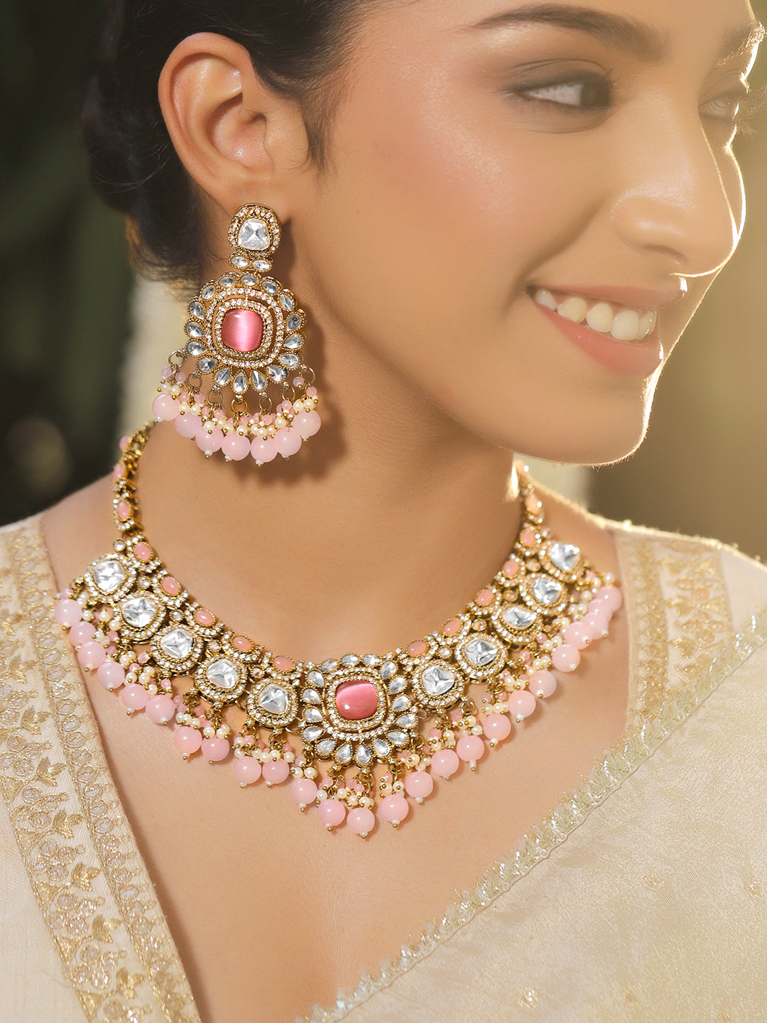Heritage Charm Light Pink Choker Set
