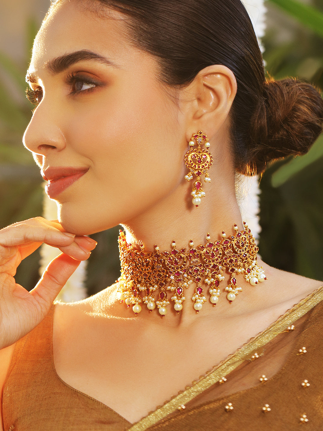 Pink Studded Pearl Beaded Kundan Choker Set