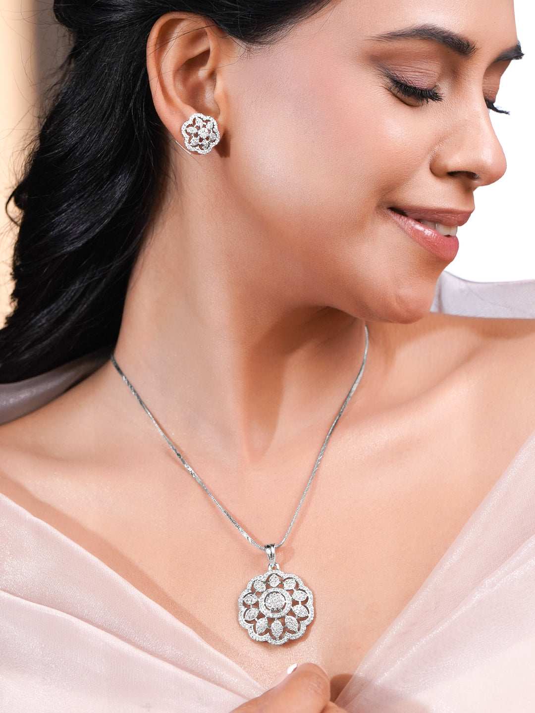 Everyday Bloom Sparkle Pendant Set