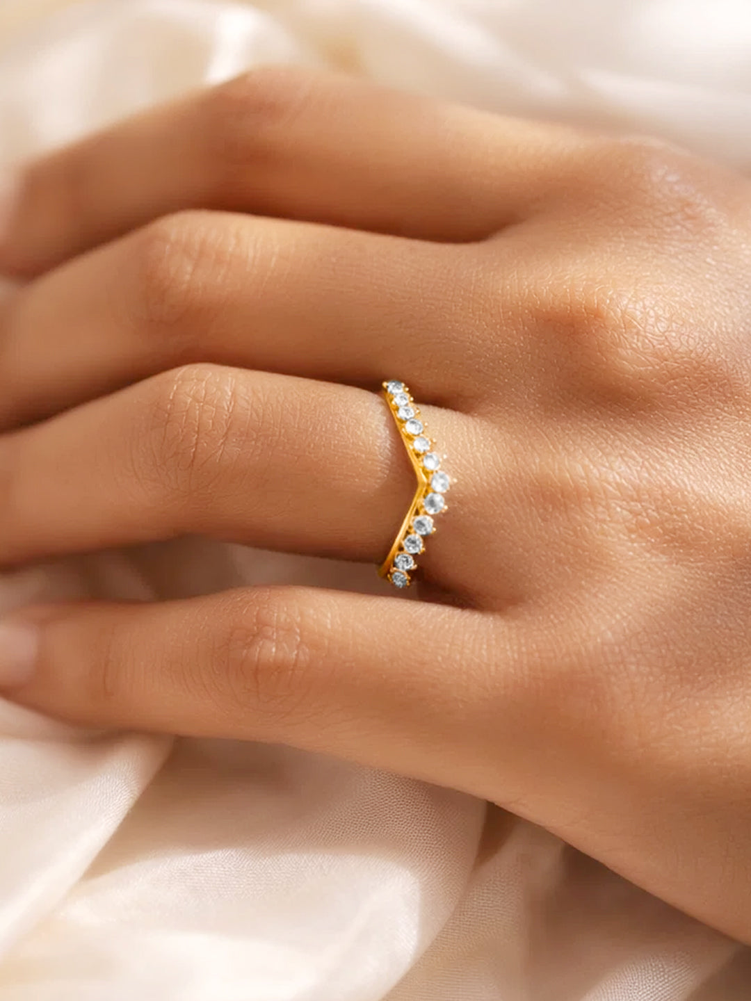 925 Fine Silver Glittering Crown Ring