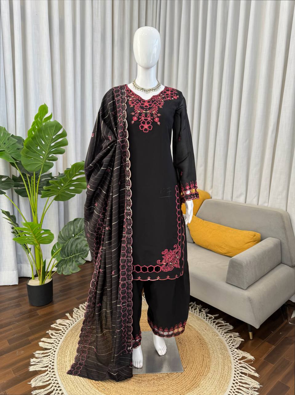 Prazu Fashion Black Mull Chanderi Silk Thread Work Farshi Salwar Suit