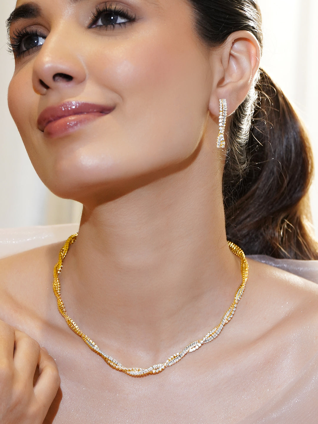 Gold Toned Crystal Embellished Necklace Set