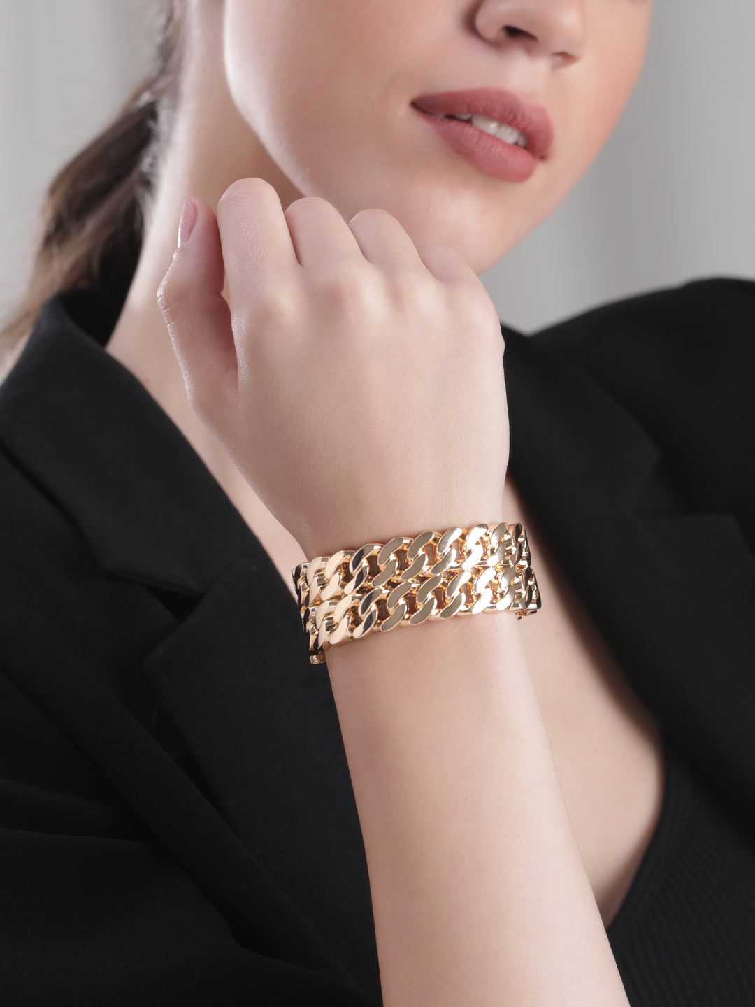 Rubans 18K Gold Plated Gold-Toned Chain-Link Bangle-Style Bracelet Elegant Jewelry