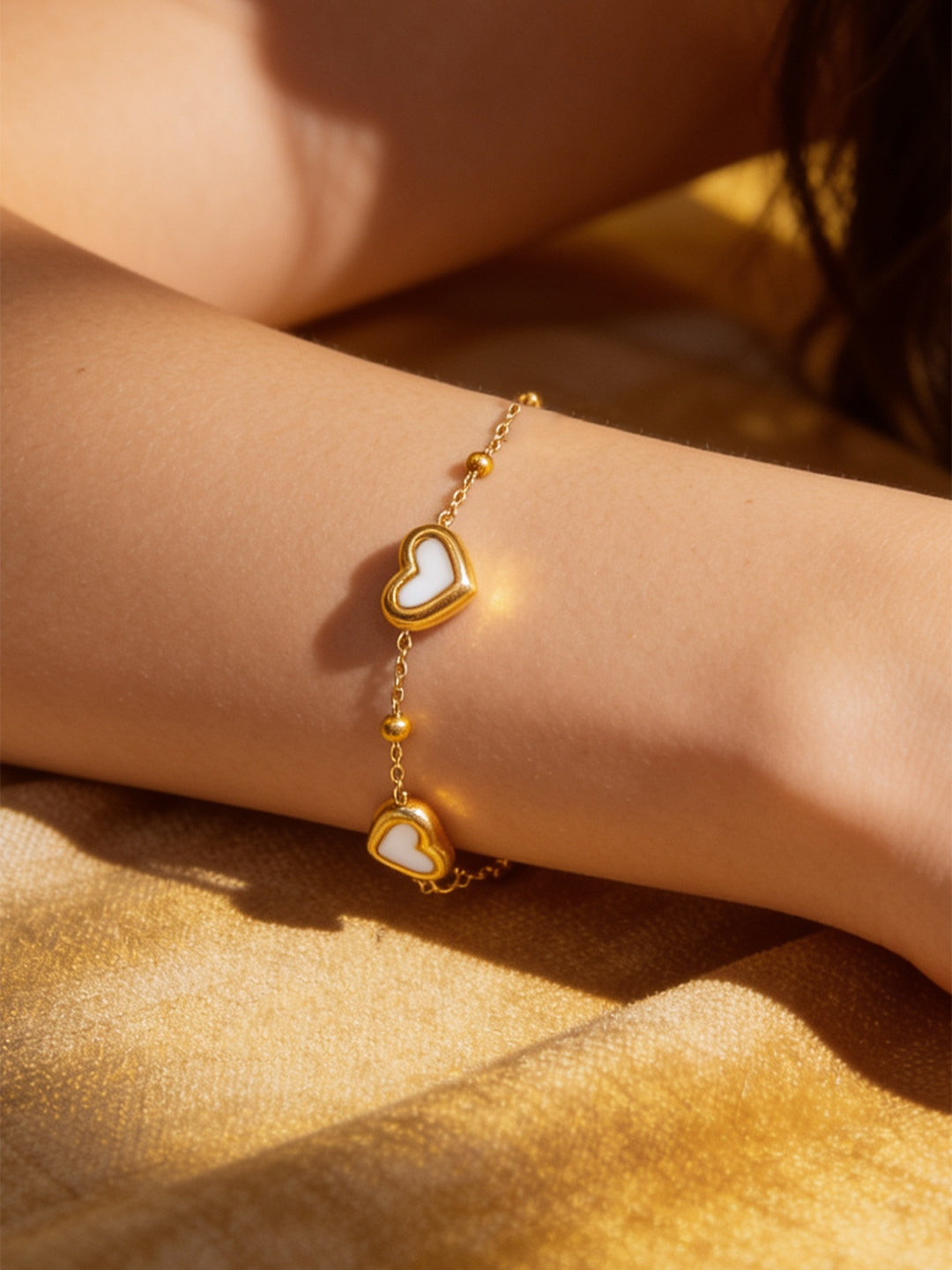 Demifine 18K Gold Plated Stainless Steel Heart Charm Bracelet