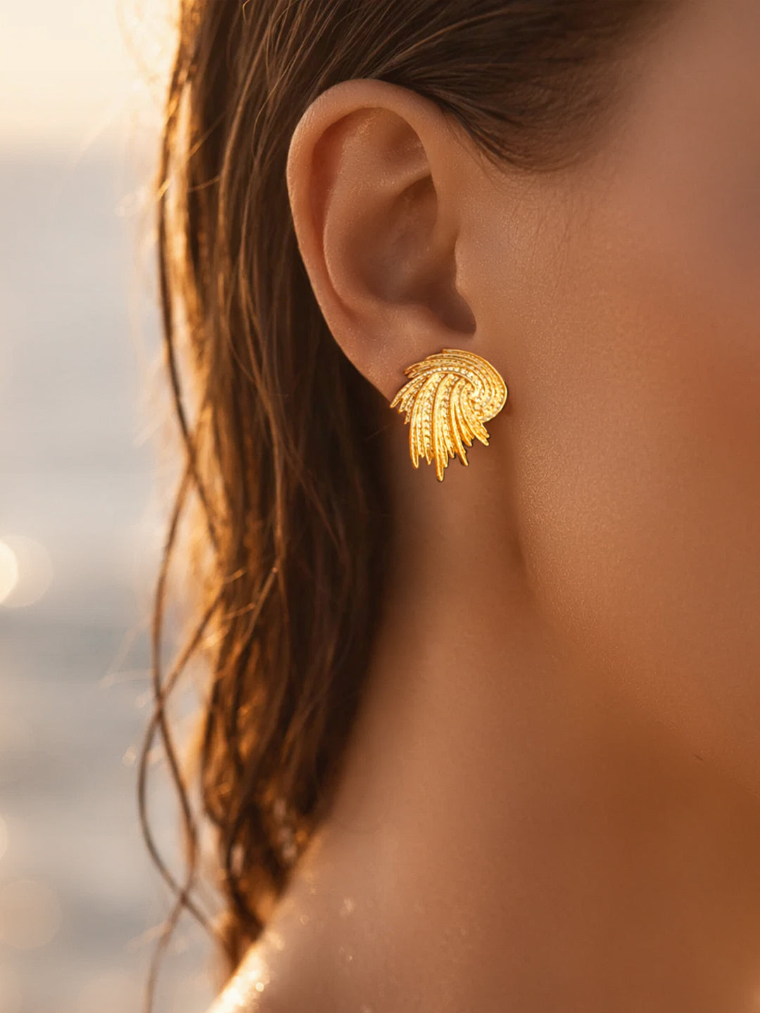 Demifine 18K Gold Plated Stainless steel Spiral Swirl Stud Earrings
