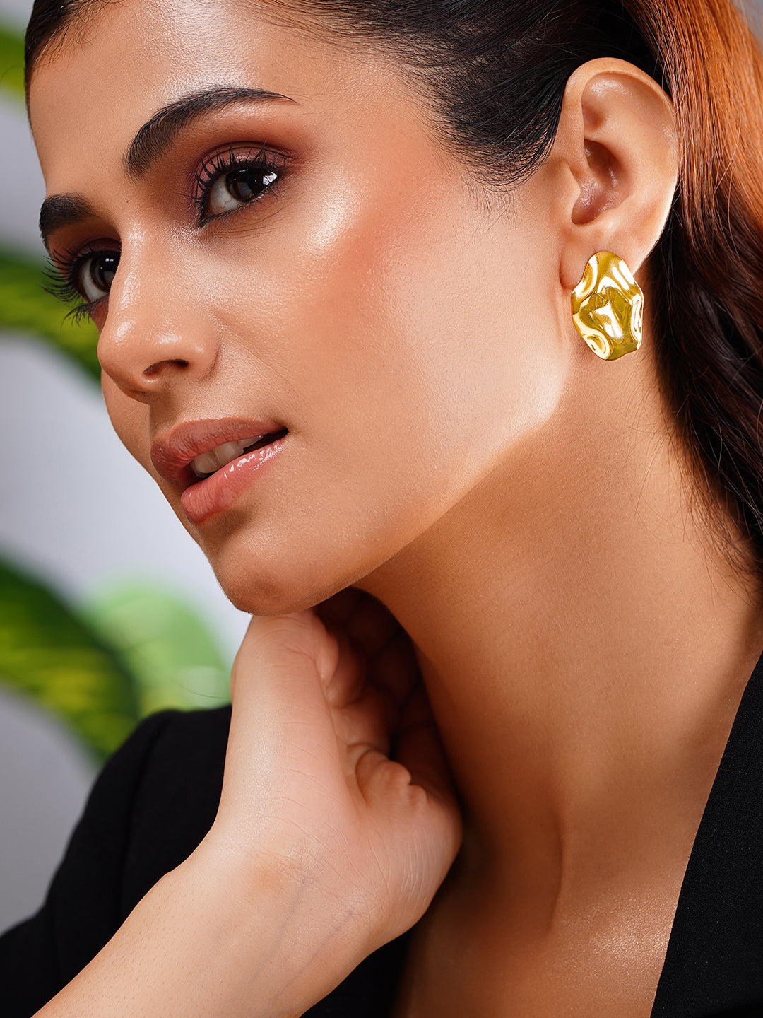 Demifine 18K Gold Plated Stainless steel Golden Mood Stud Earrings
