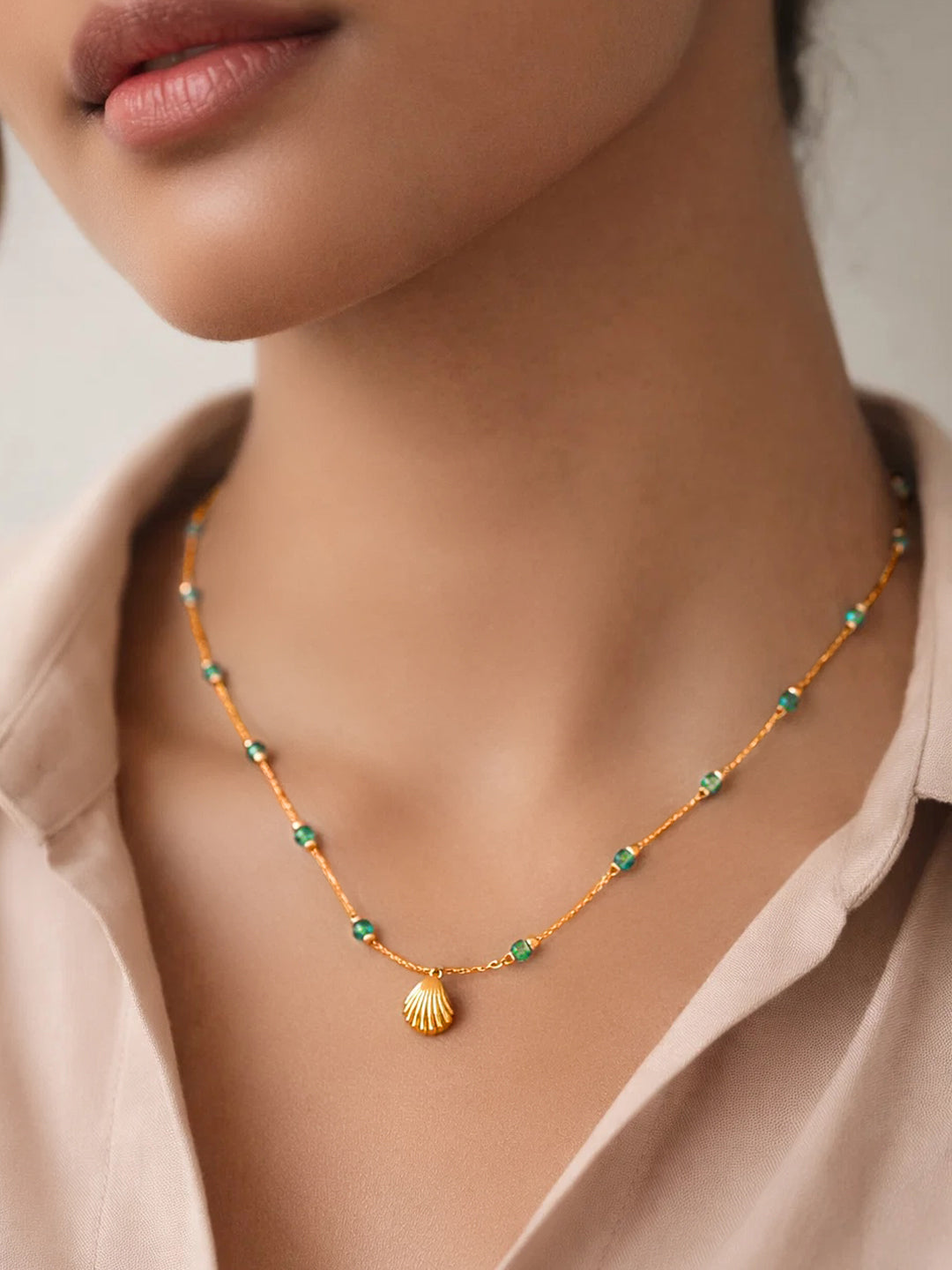 Demifine 18K Gold Plated Stainless steel Green Beaded Chain Shell Necklace