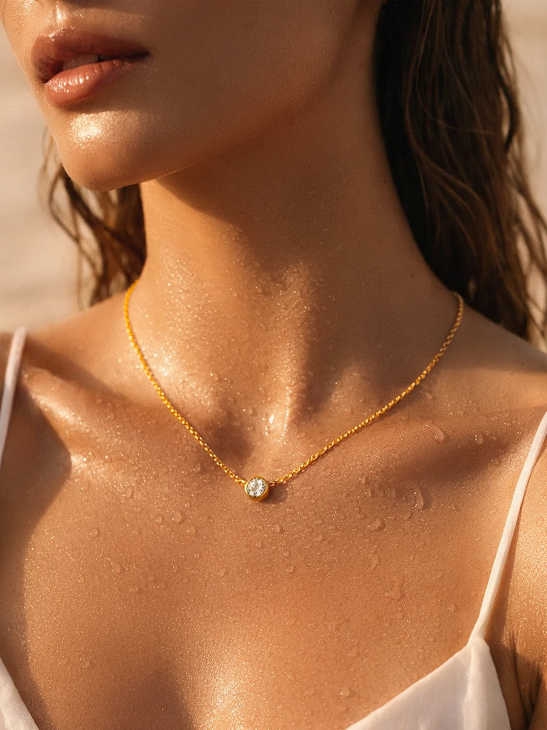 Demifine 18K Gold Plated Stainless steel Chain Round Crystal Pendant Necklace