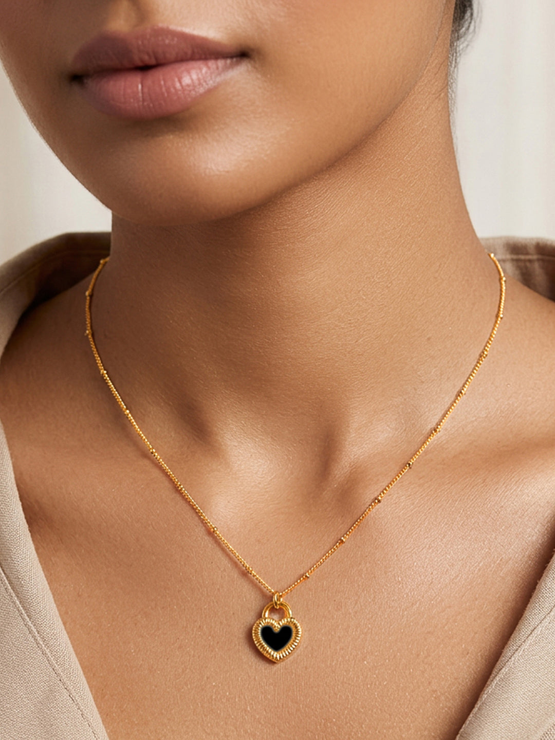 Demifine 18K Gold Plated Stainless steel Reversible Heart Pendant Necklace