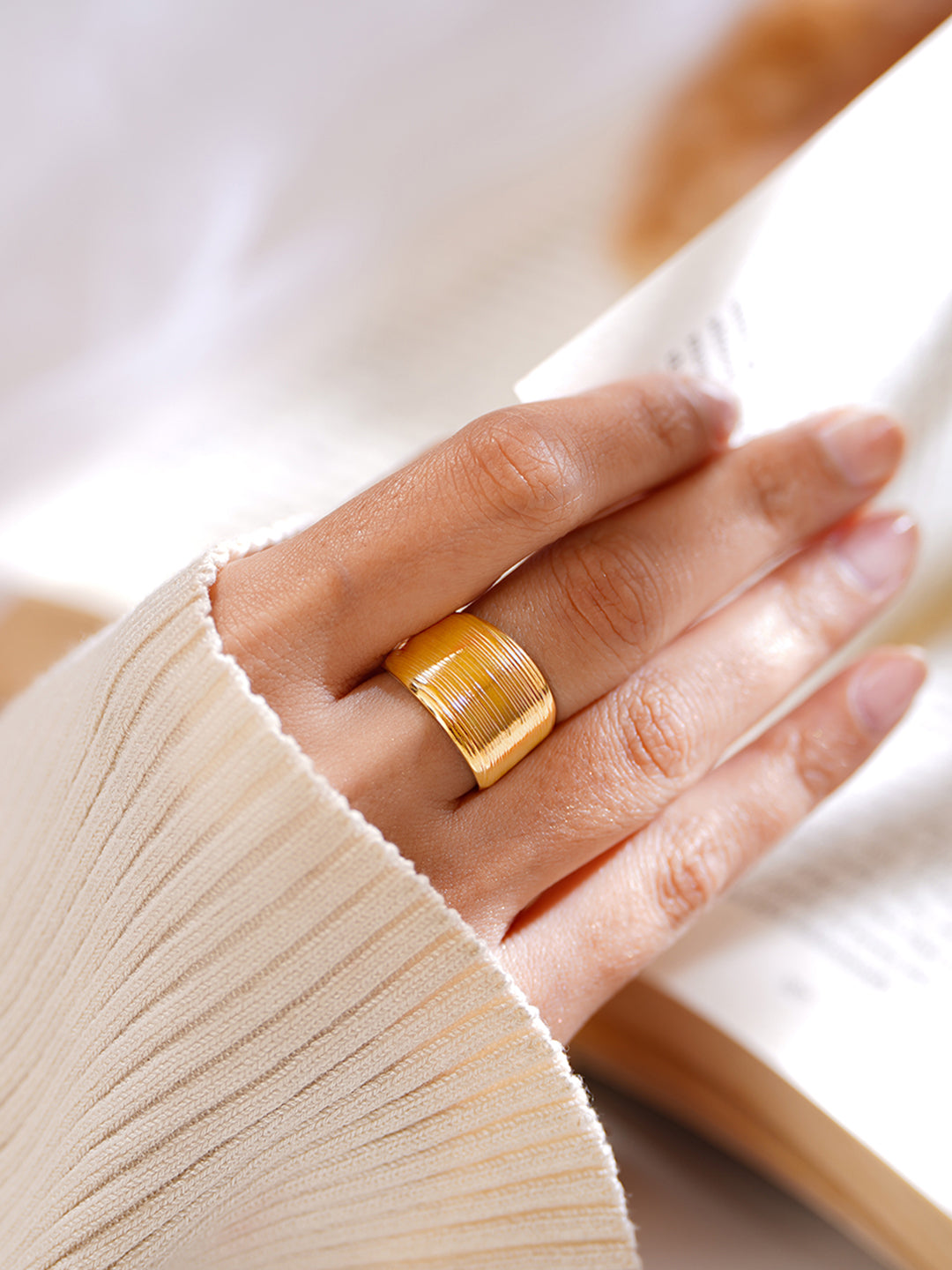 Demifine 18K Gold Plated Stainless steel Bold Ribbed Statement Ring