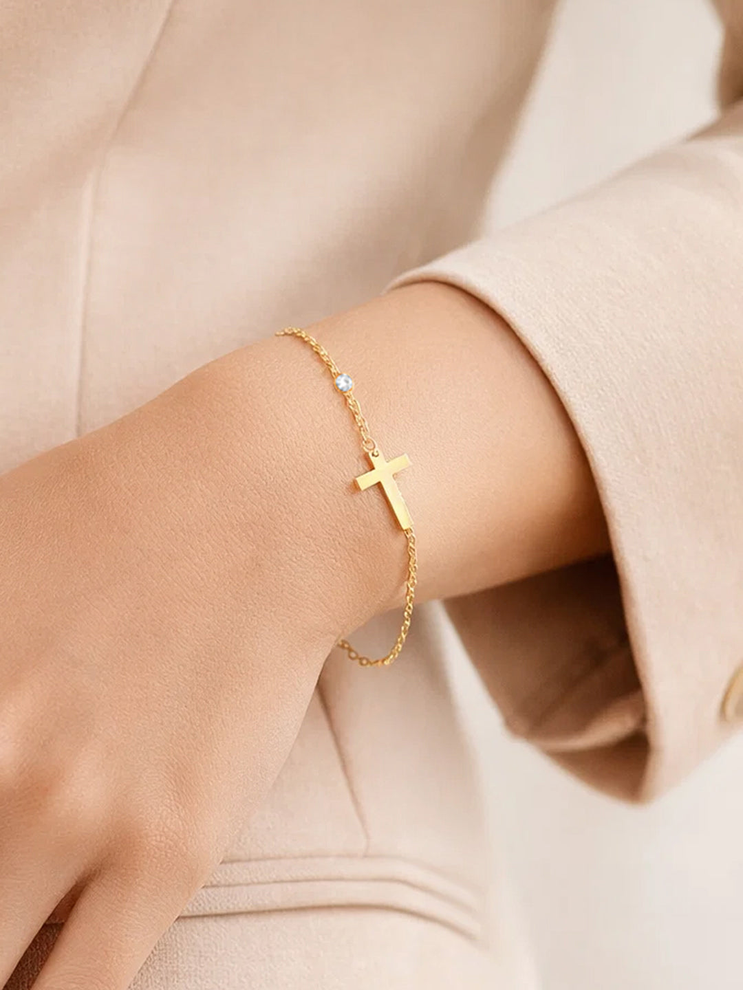 Demifine 18K Gold Plated Stainless steel Cross Bar Chain Bracelet