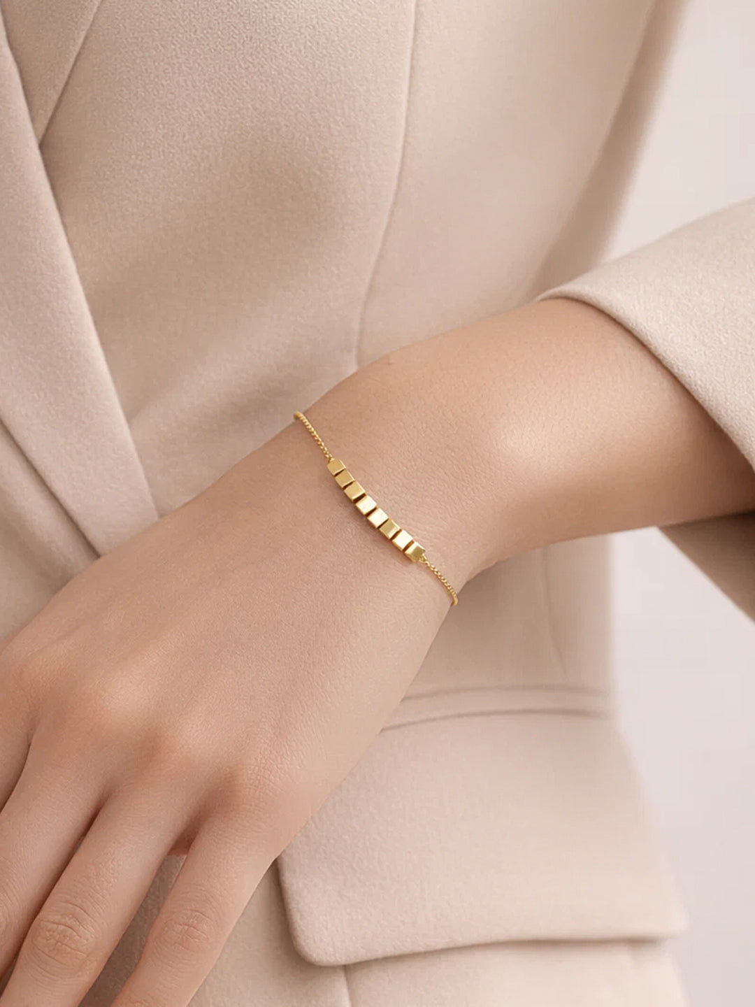 Demifine 18K Gold Plated Stainless steel Disc Charm Chain Bracelet